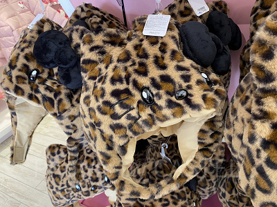 ハローキティのヒョウ柄ぬいぐるみハット