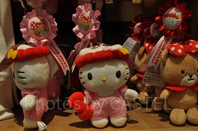 USJハロウィン2019 キティちゃんキーホルダー