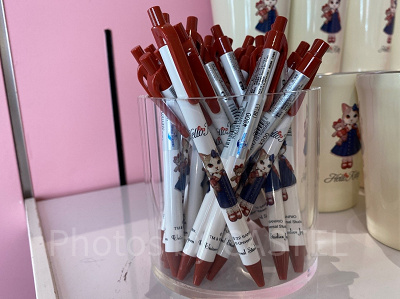 ハローキティリアル猫ボールペン