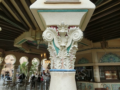 サルタンズ・オアシスの柱にある隠れミニーちゃん