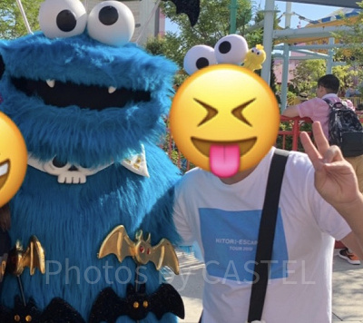 ヒトリエちゃんTシャツの筆者とクッキーモンスター