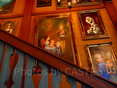 香港ディズニーのアナ雪エリア「ワールドオブフローズン」：ゴールデン・クロッカス・イン