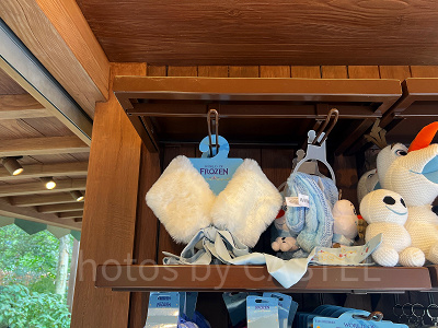 香港ディズニーアナ雪グッズ:エルサのリボン付マフラー