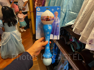 香港ディズニーアナ雪グッズ：「アナと雪の女王2」のバブルワンド
