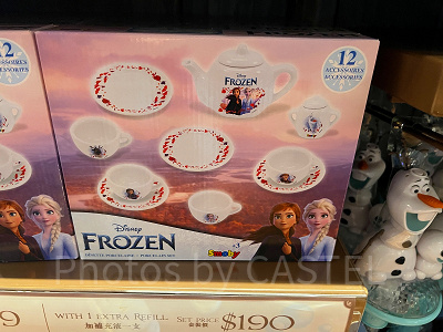 香港ディズニーアナ雪グッズ:ポーセリンセット