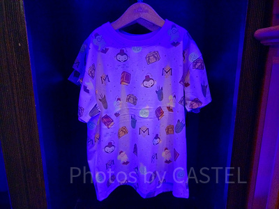 香港ディズニーミスティックマナーグッズ：ミスティックマナー総柄Tシャツ（白）