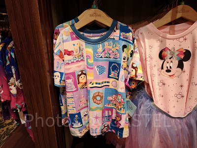 香港ディズニー20周年「フレンドタスティック」グッズ:Tシャツ(子供用)