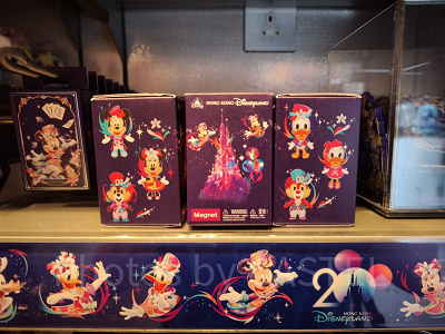 香港ディズニー20周年「ミッキー&フレンズ・グランドセレブレーショングッズ」:キャラクターマグネット