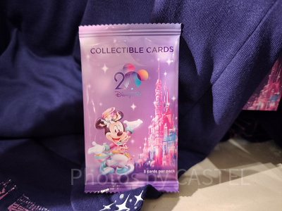 香港ディズニー20周年「ミッキー＆フレンズ・グランドセレブレーショングッズ」：コレクタブルカード