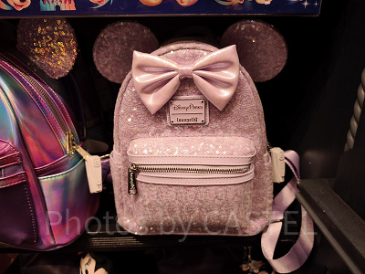 香港ディズニー20周年「ミッキー＆フレンズ・グランドセレブレーショングッズ」：ピンクスパンコールのミニリュック