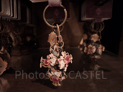 香港ディズニーミスティックマナーグッズ：アルバート3体のキーチェーン