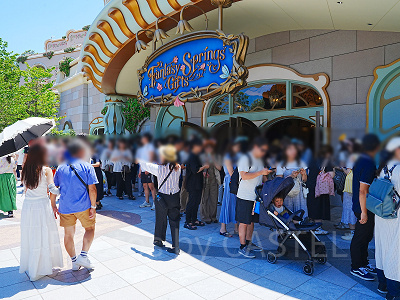 グッズショップ「ファンタジースプリングスギフト」の入り方は