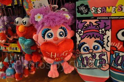 2019冬】11/1（金）発売！USJのセサミストリートグッズ「HUG ME!! HUG