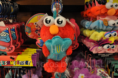 2019冬】11/1（金）発売！USJのセサミストリートグッズ「HUG ME!! HUG