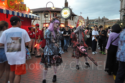 ハロウィーンホラーナイトのアイドルゾンビ