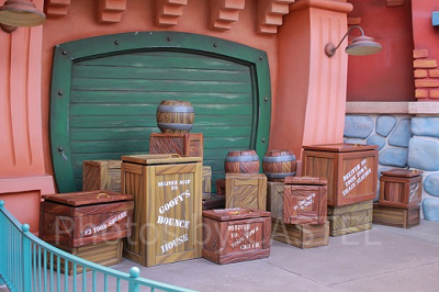 大きな荷物があるとついどこかに置いていってしまいたくなりますよね。