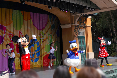 2025】ディズニーランドのショー全種類一覧！鑑賞方法、場所