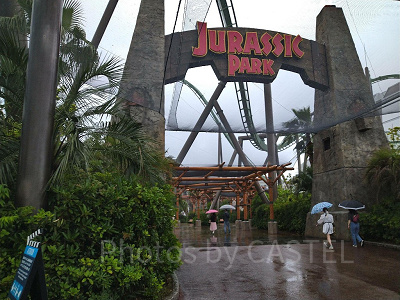 ユニバーサルスタジオジャパン セール スリッパ 雨