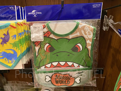 ジュラシックワールドのお食事エプロン