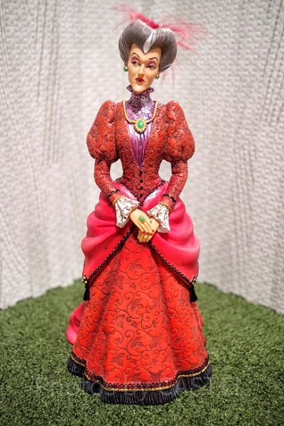 トレメイン夫人のフィギュア