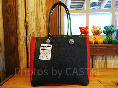 レザーのトートバッグ（スクエア）