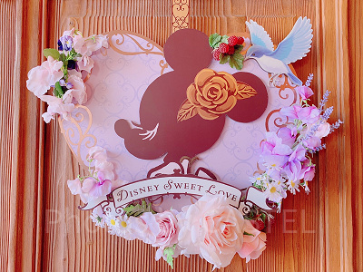 ペアチケットはギフトと一緒に贈ろう