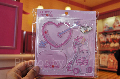 Love! FLUFFYピアス付きジュエリースタンドセット:2,700円