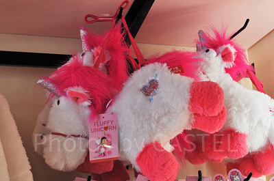 Love!FLUFFYのぬいぐるみショルダーバッグ