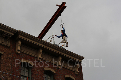 ルパン三世ザライブ/クレーンに吊り上げられるルパン三世