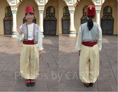 マジックランプシアターキャストのコスチューム