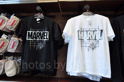 マーベルロゴデザインスパイダーマンTシャツ