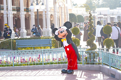 メインストリート・ハウス前で会えるミッキー