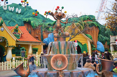 ディズニー】パークの噴水がフィギュアになった！？新発売の