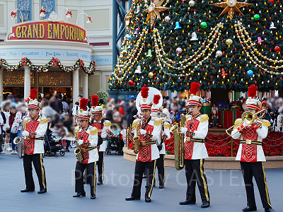 東京ディズニーランド・バンドに遭遇する方法は？公演時間・場所の傾向