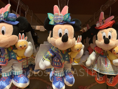 ミッキーぬいぐるみバッジ