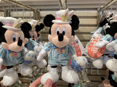 ミッキーぬいぐるみバッジ②(2022年ディズニーイースターグッズ)
