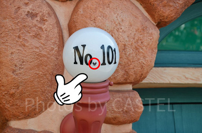 ピリオドが隠れミッキー