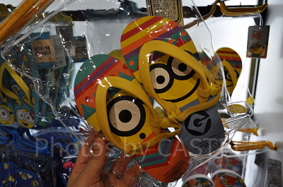 ミニオンキッズサンダル