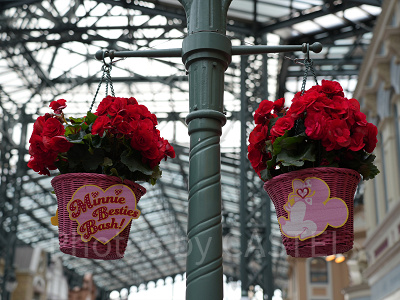 ミニー・ベスティーズ・バッシュ:パーク内各所のキュートなデコレーション②