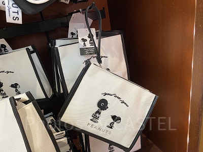 ポーチ（USJスヌーピー春夏グッズ）