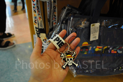 マルチネックストラップ