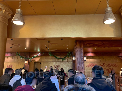 アトラクション乗り場直前のエリア（この写真内にピクミンはいません）