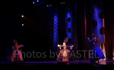 ミステリアス・マスカレード