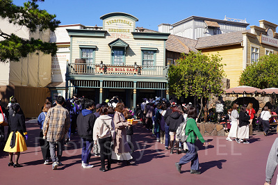 11月ディズニーランド混雑レポ：ペコスビル・カフェ(10:00頃)