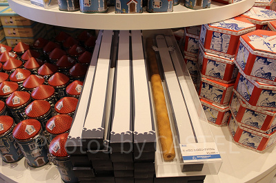 人気お土産のニョロニョロロングバウム