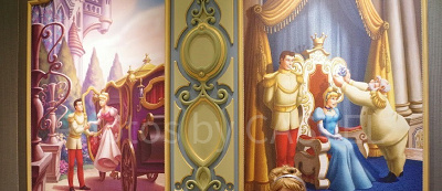 シンデレラのフェアリーテイルホールに展示されているシンデレラの物語の壁画のひとつ