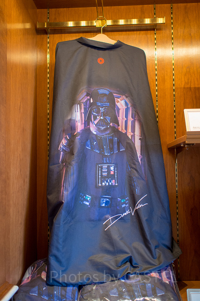 ディズニー】スター・ウォーズグッズ37選！BB-8＆R2-D2などTシャツ