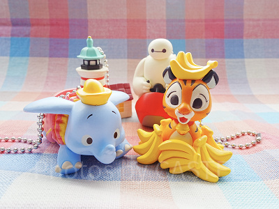 パークモチーフのキーチェーン（ディズニーガチャガチャ）