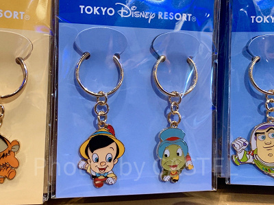 ピノキオ&ジミニー・クリケットのディズニーペアキーチェーン