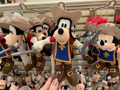 ぬいぐるみバッジ(三銃士グッズ)